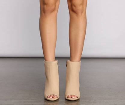 A Chic Moment Open Toe Ankle Booties
