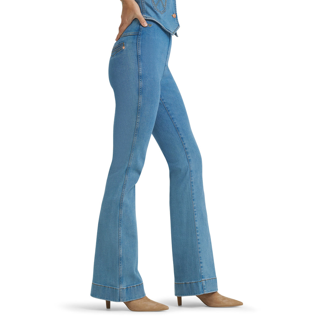 Wrangler Women's Lainey Wilson Pull On Jeans
