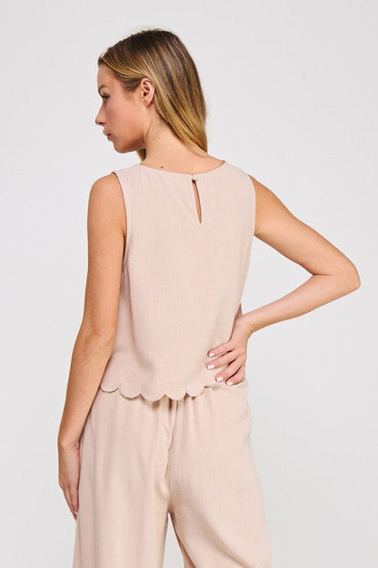 Sunday Stroll Linen Top