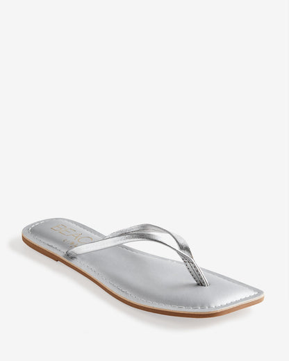 Beach by Matisse Basic Pool Slide Silver