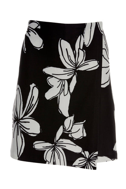Beyond Travel Hibiscus Floral Classic Skort Jet Black Ivory Coast