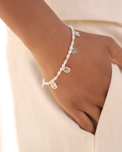 Aura Pearl Bracelet