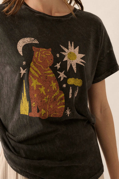 Timeless Tiger Vintage-Wash Graphic Tee