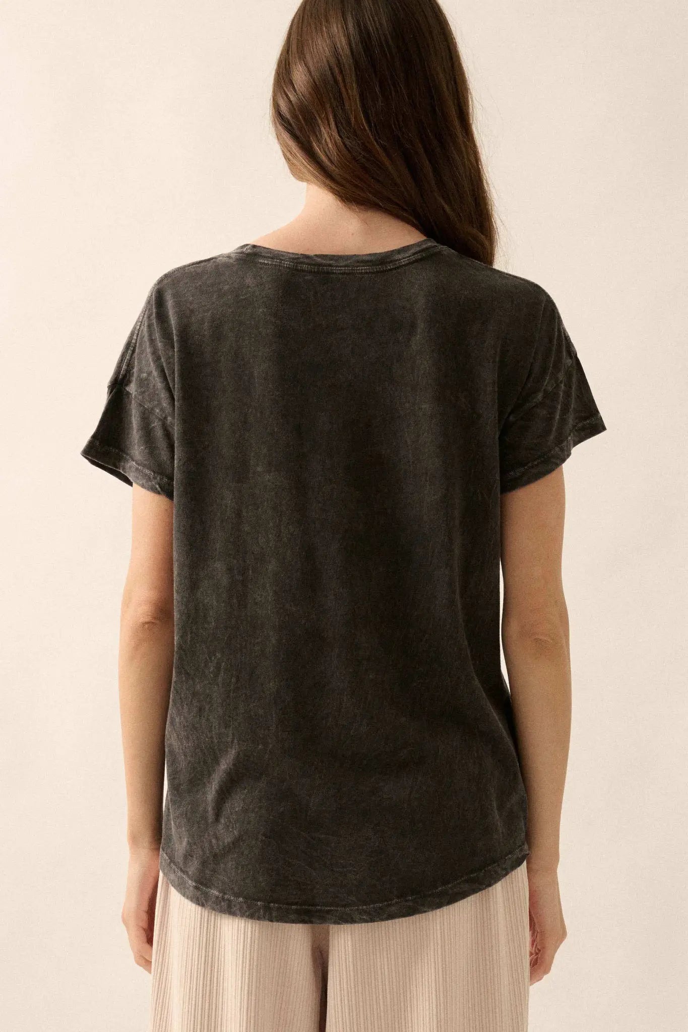 Timeless Tiger Vintage-Wash Graphic Tee