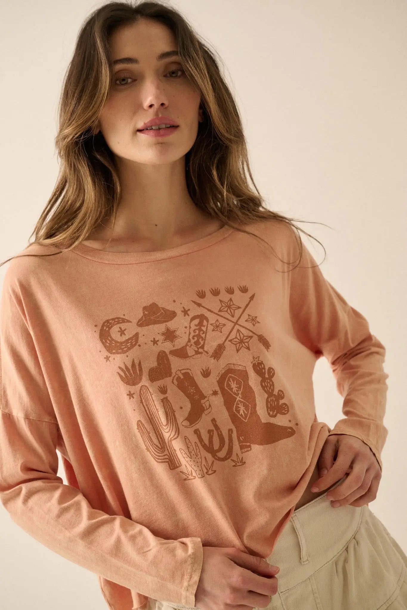 Western Spirit Cropped Long-Sleeve Graphic Tee