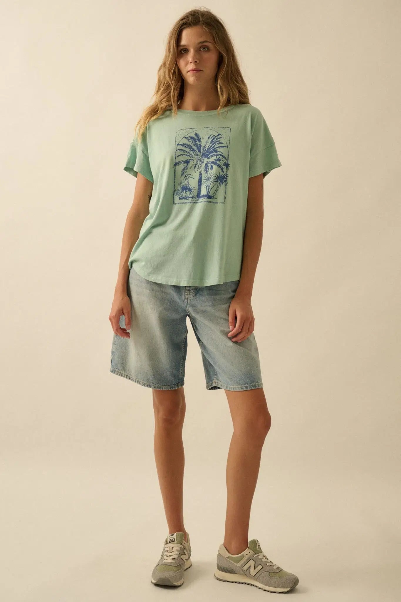 Palm Tree Party Vintage-Wash Graphic Tee