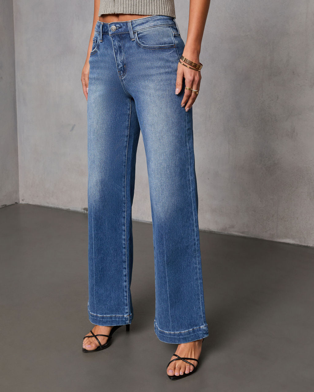 Emberlie Super Stretch Straight Leg Jeans