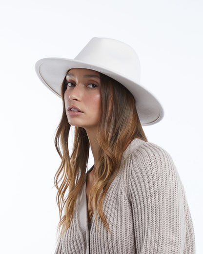 Billie in Cream