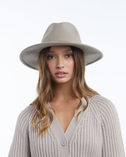 Billie in Taupe