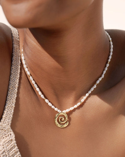 Aura Pearl Necklace