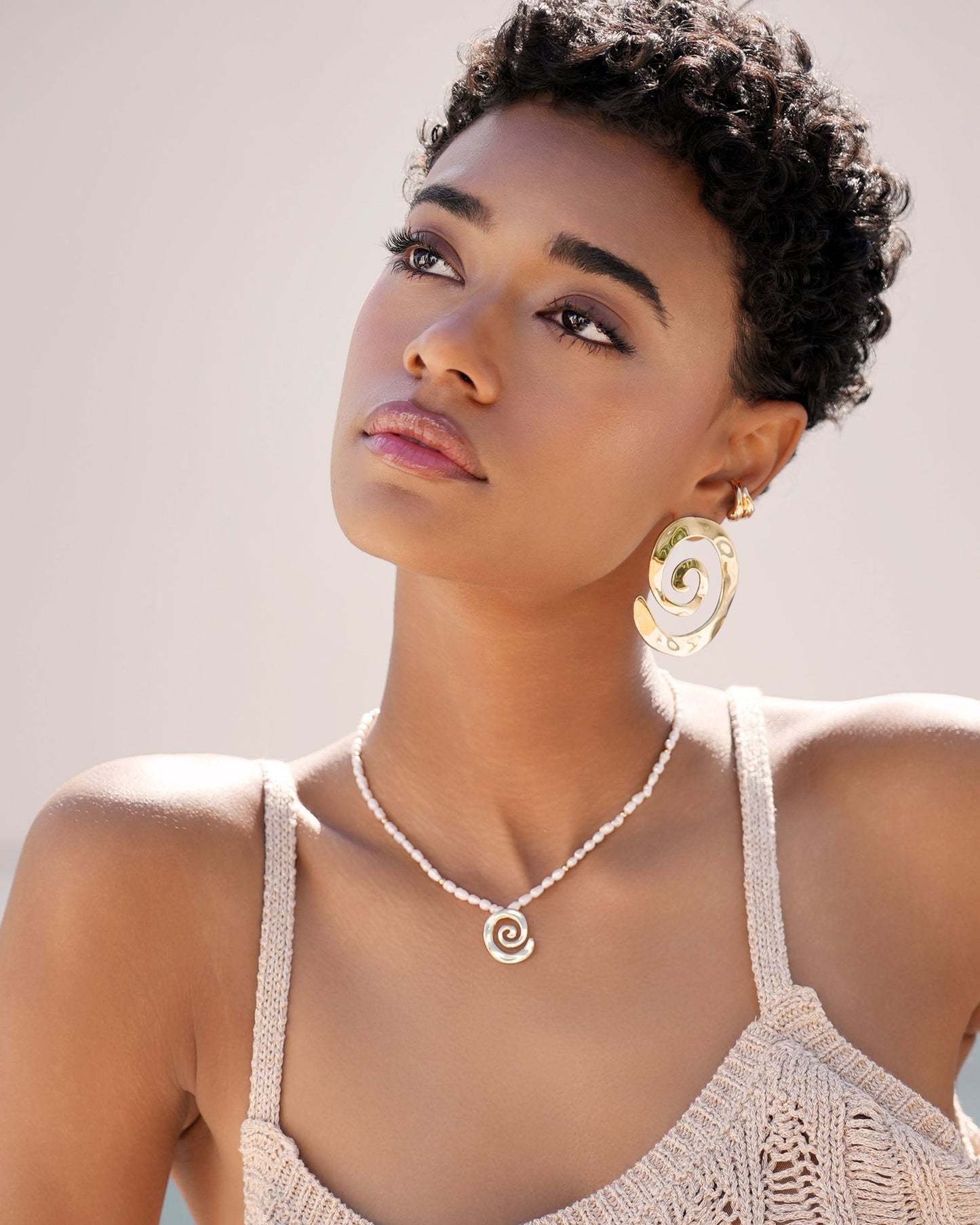 Aura Pearl Necklace