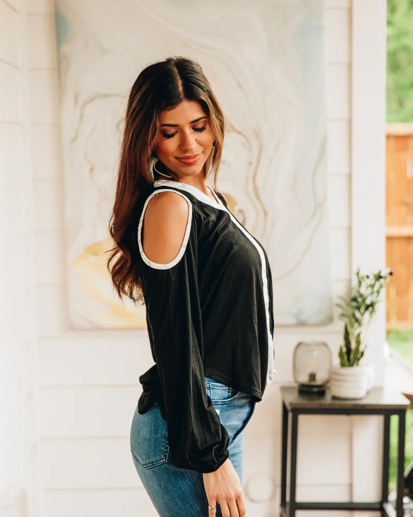 SIMPLY FIERCE COLD SHOULDER TOP