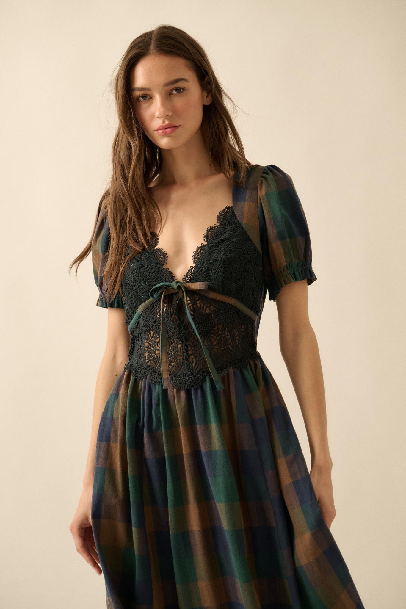 True Country Plaid and Lace Puff-Sleeve Midi Dress