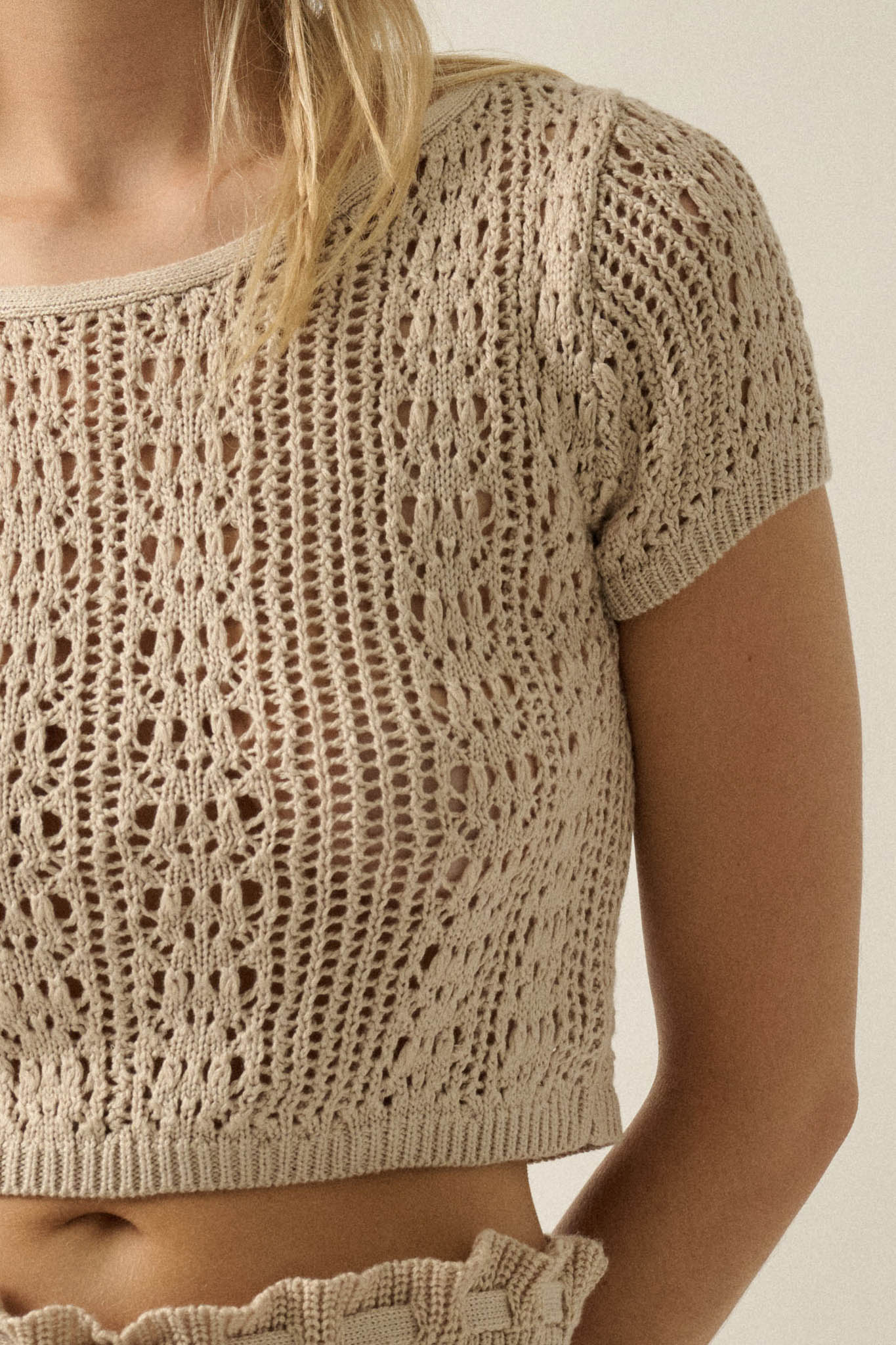 Good Vibes Crochet-Knit Short-Sleeve Cropped Sweater
