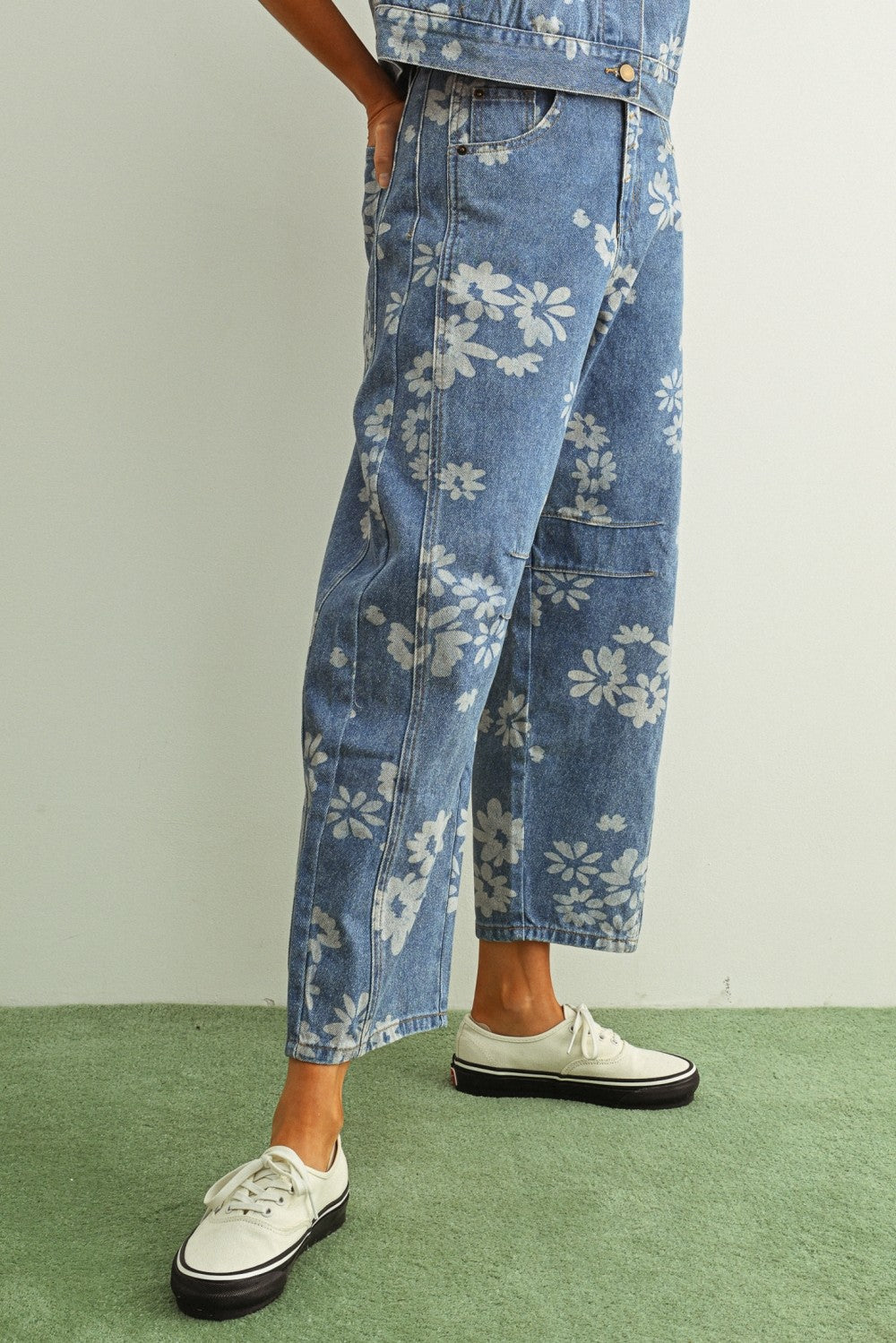 Vintage Bloom Barrel Jeans